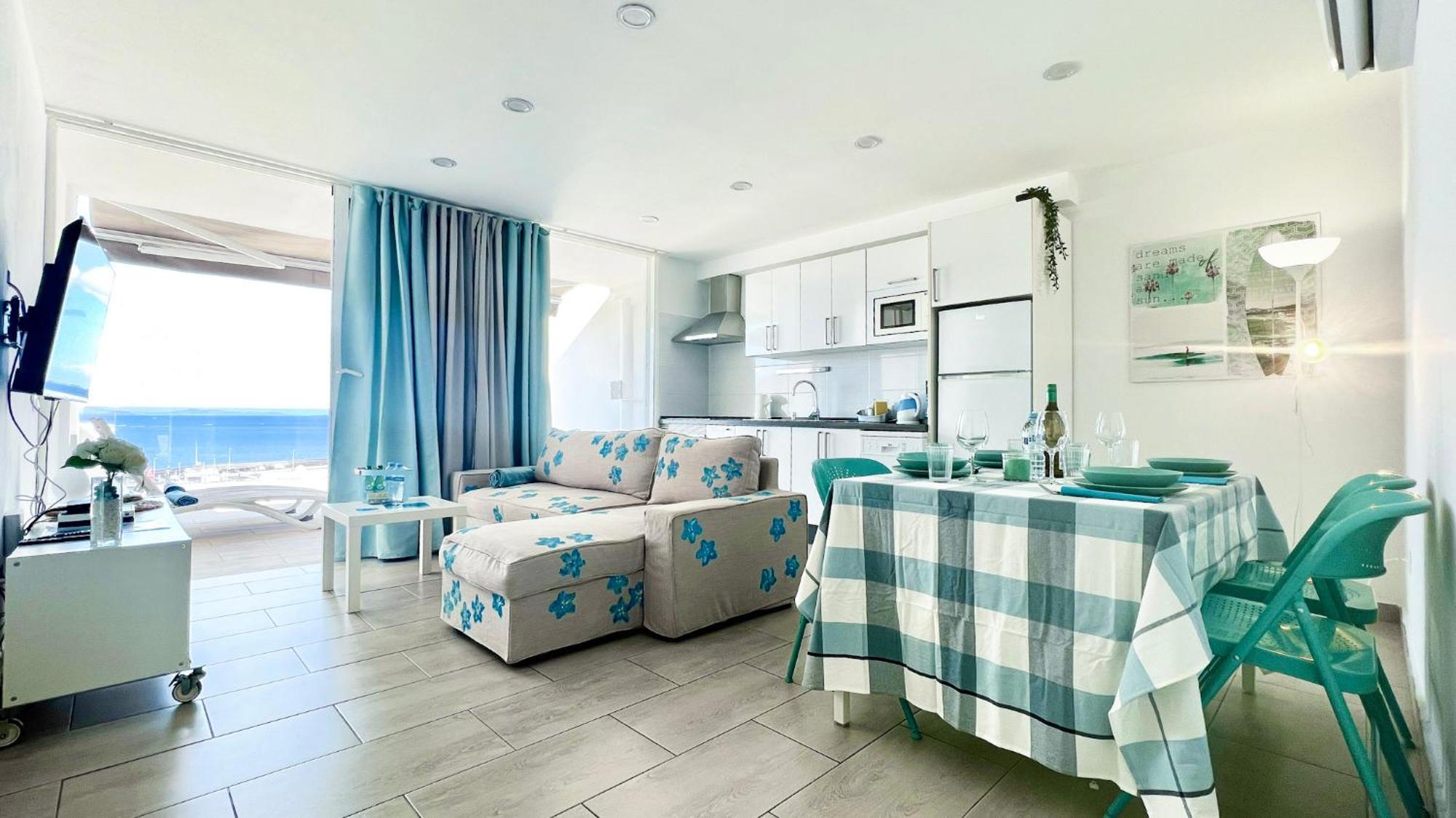 Arthouse Sea View - Acquamarina E Zaffiro Villa Puerto del Carmen  Bagian luar foto