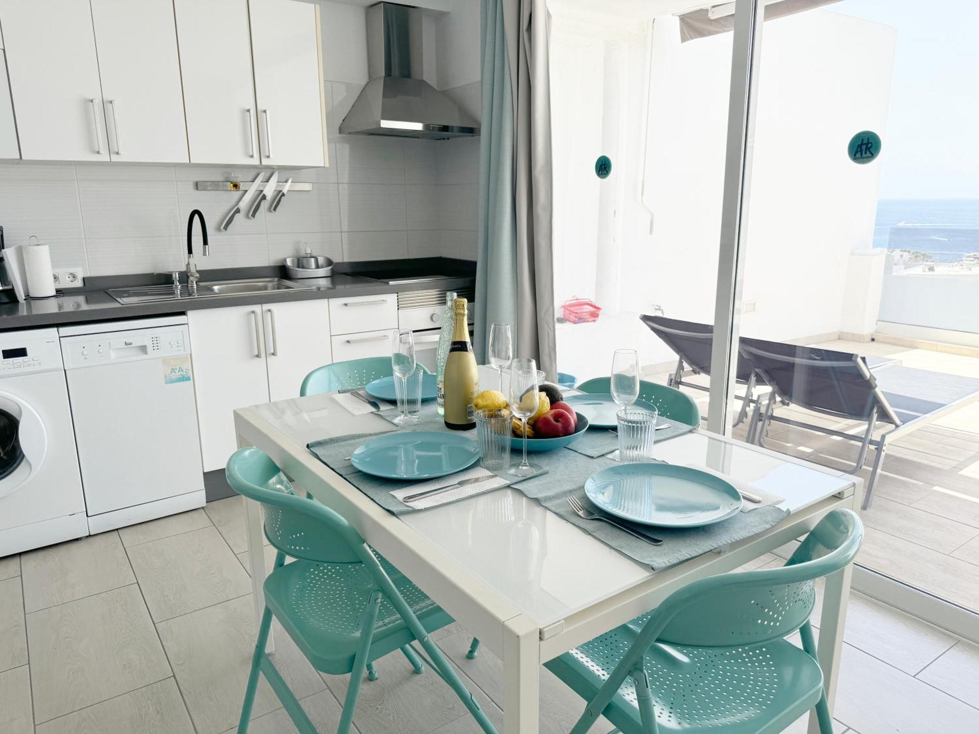 Arthouse Sea View - Acquamarina E Zaffiro Villa Puerto del Carmen  Bagian luar foto