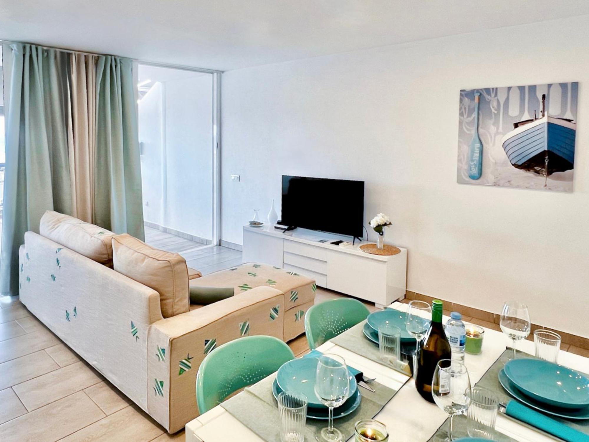 Arthouse Sea View - Acquamarina E Zaffiro Villa Puerto del Carmen  Bagian luar foto
