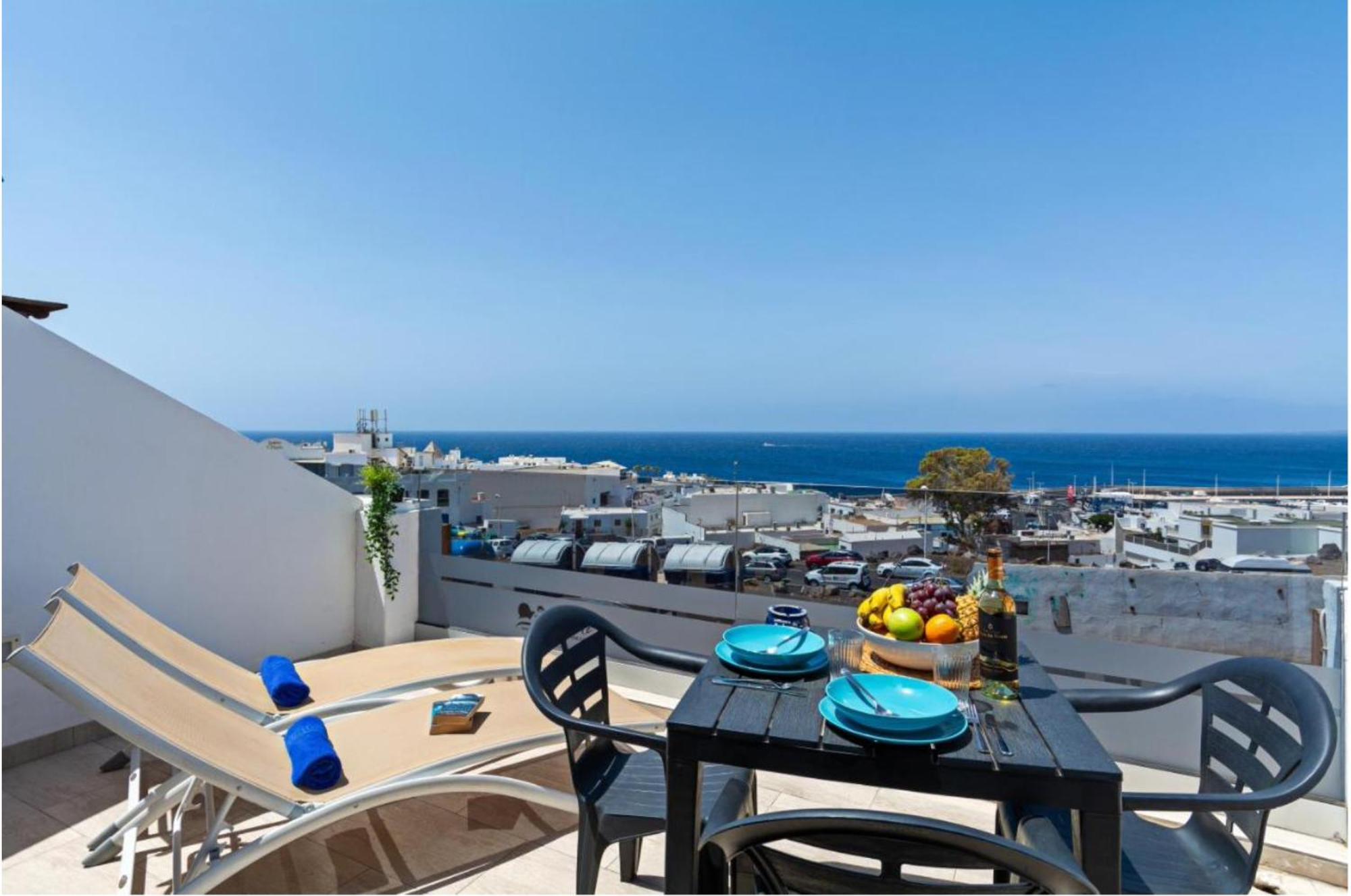 Arthouse Sea View - Acquamarina E Zaffiro Villa Puerto del Carmen  Bagian luar foto
