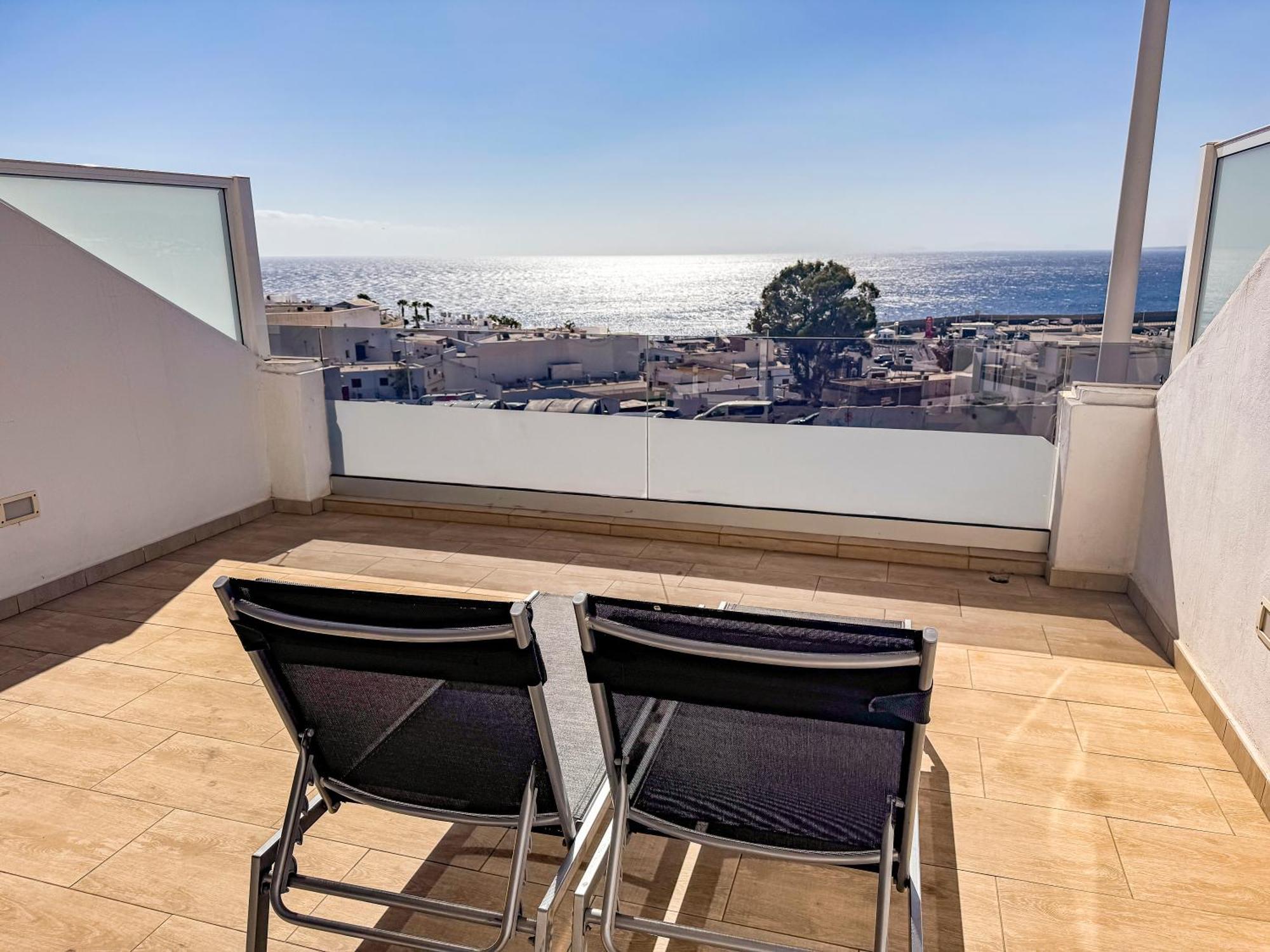 Arthouse Sea View - Acquamarina E Zaffiro Villa Puerto del Carmen  Bagian luar foto
